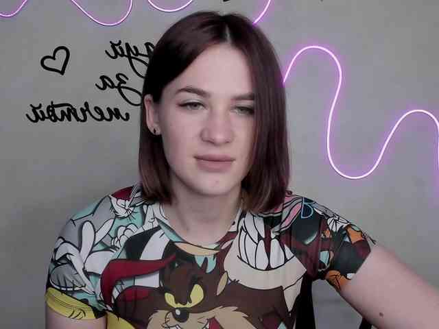 EllyBurton webcam