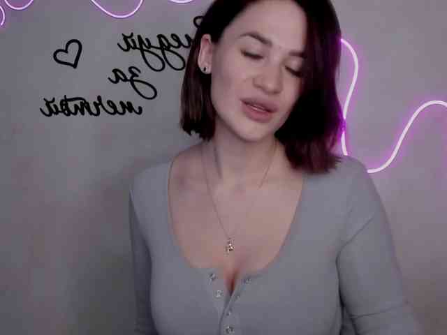 EllyBurton webcam