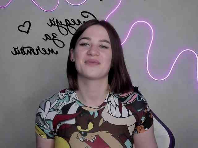 EllyBurton webcam