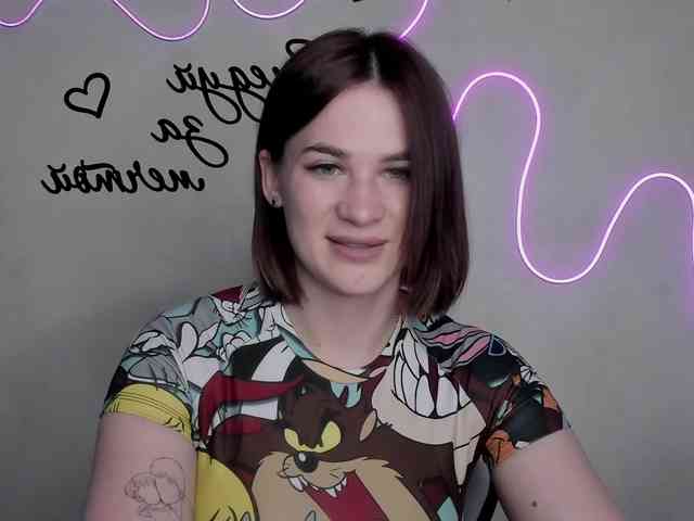 EllyBurton webcam