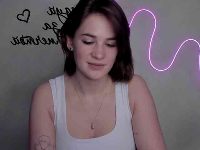EllyBurton webcam