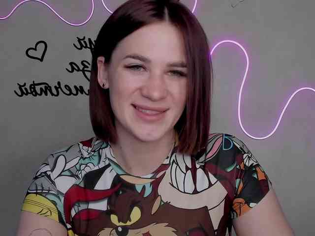 EllyBurton webcam