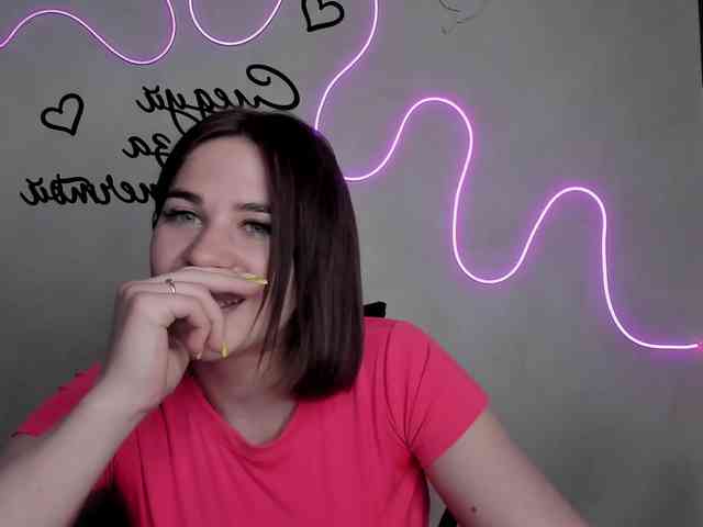 EllyBurton webcam