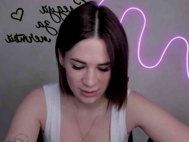 EllyBurton webcam