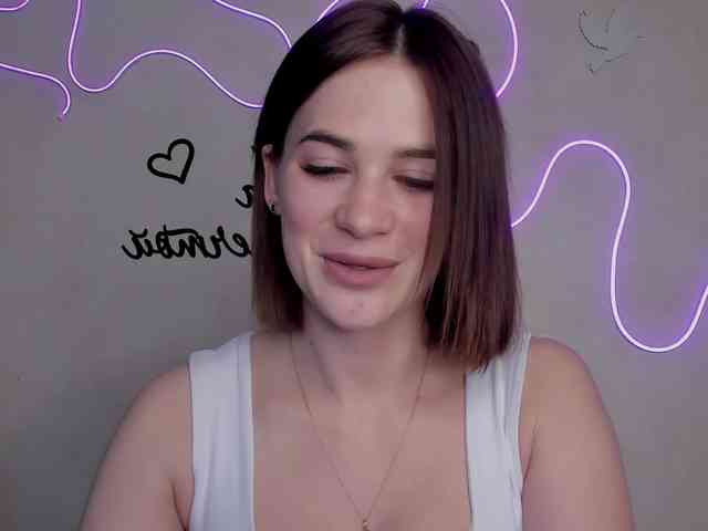 EllyBurton webcam