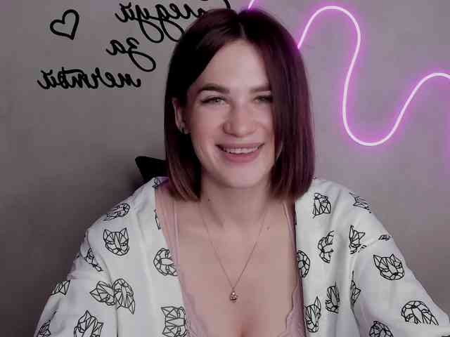 EllyBurton webcam