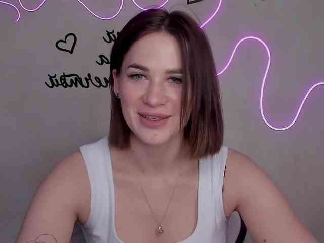 EllyBurton webcam