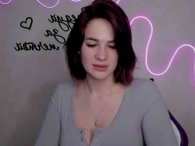 EllyBurton webcam