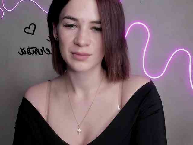 EllyBurton Live Webcam on BongaCams