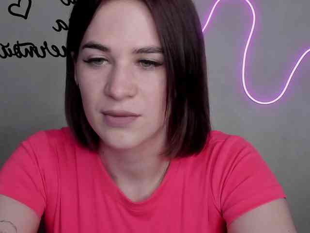 EllyBurton webcam