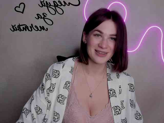 EllyBurton webcam