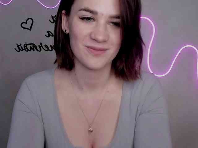 EllyBurton webcam