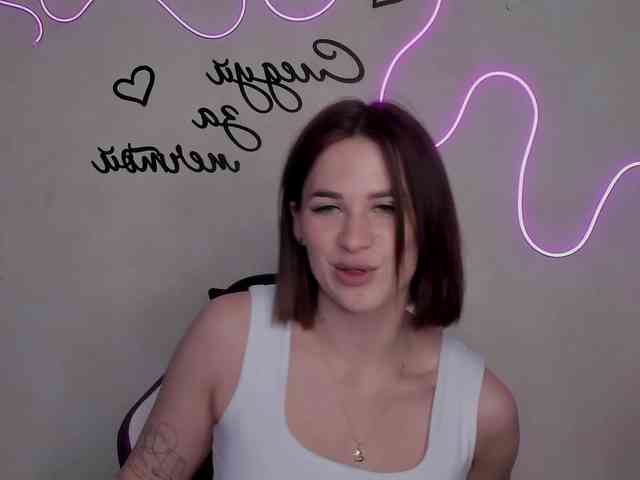 EllyBurton webcam