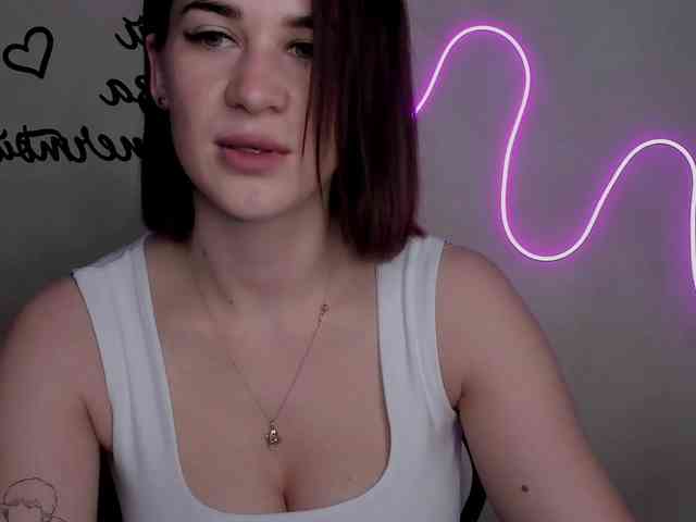 EllyBurton webcam