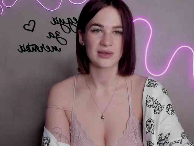 EllyBurton webcam