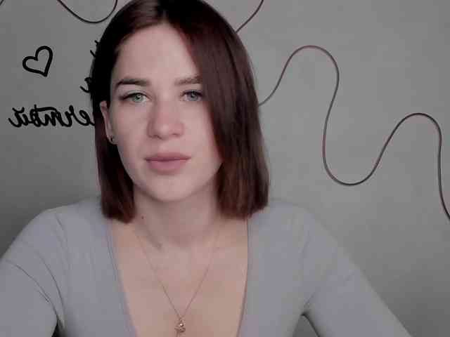 EllyBurton webcam