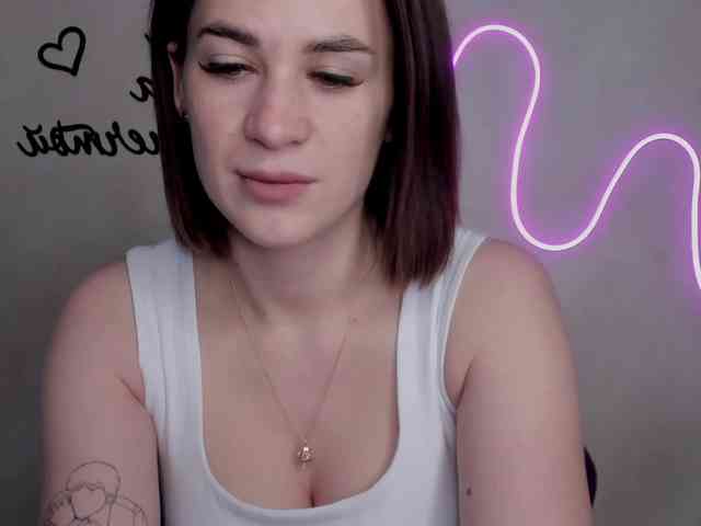 EllyBurton webcam