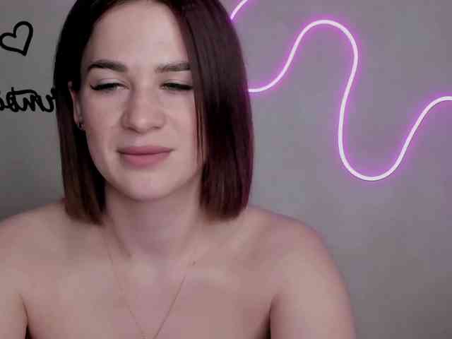 EllyBurton webcam