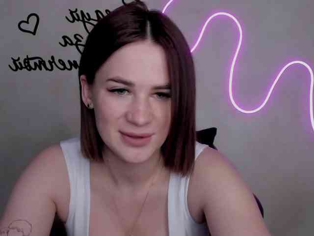 EllyBurton webcam