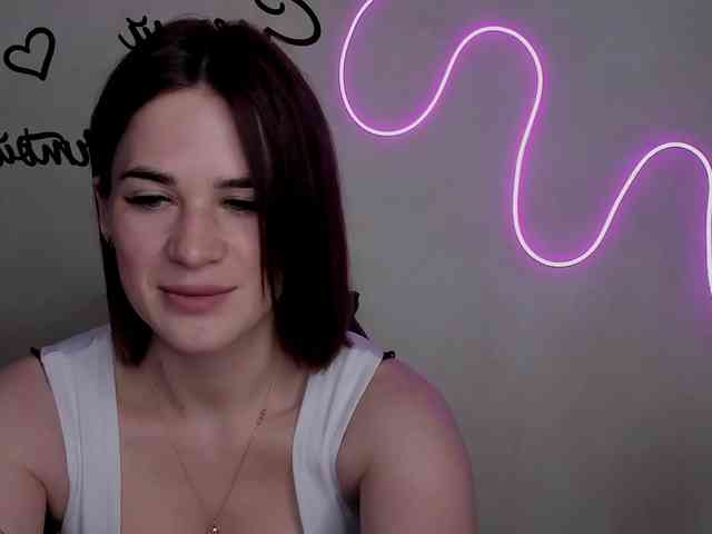 EllyBurton webcam