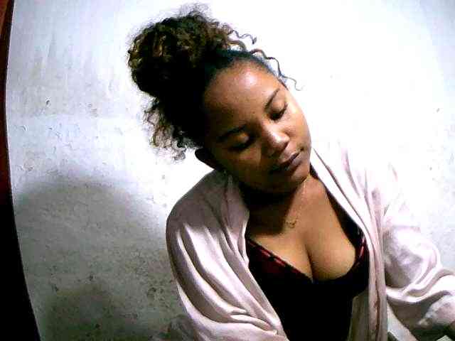 Nathasweete22 webcam