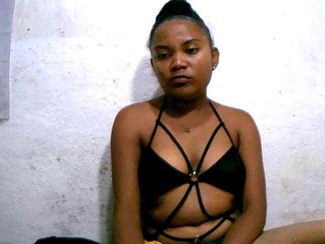 Nathasweete22 webcam