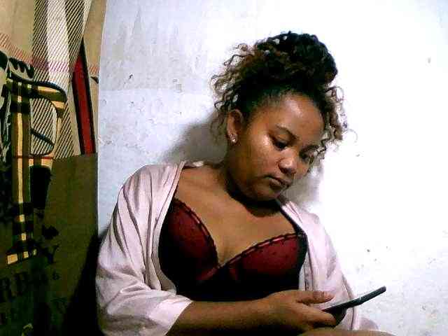 Nathasweete22 webcam