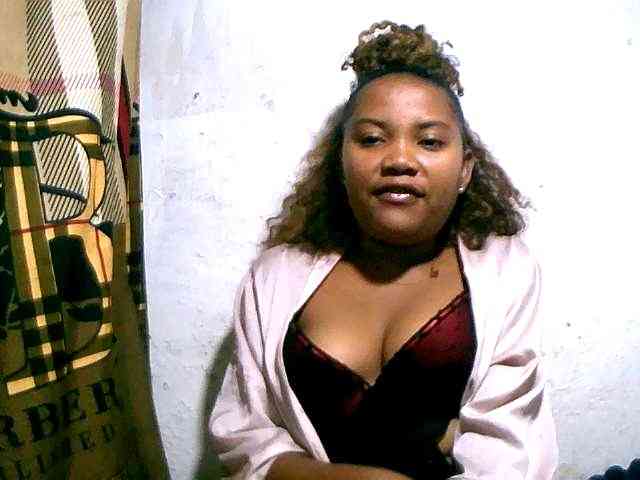 Nathasweete22 webcam