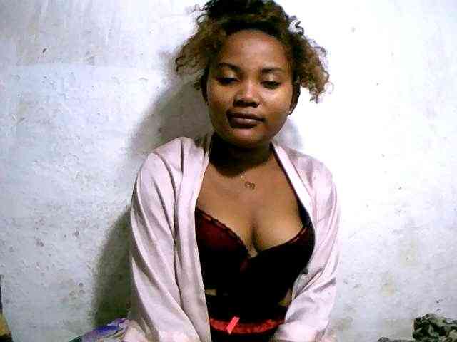 Nathasweete22 webcam
