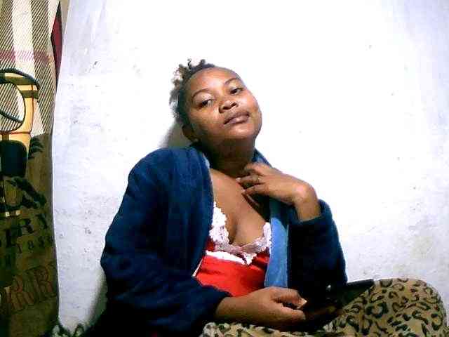 Nathasweete22 webcam