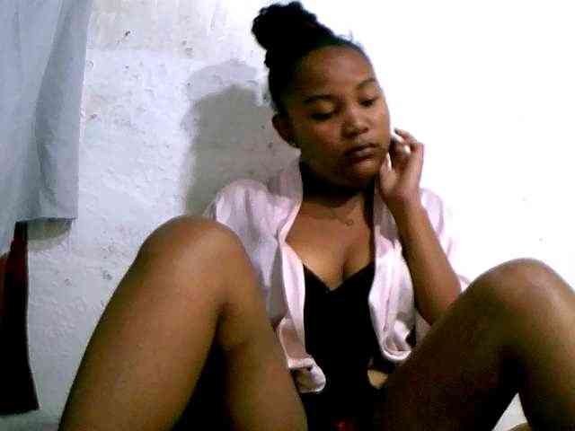 Nathasweete22 webcam