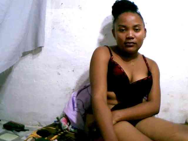 Nathasweete22 webcam