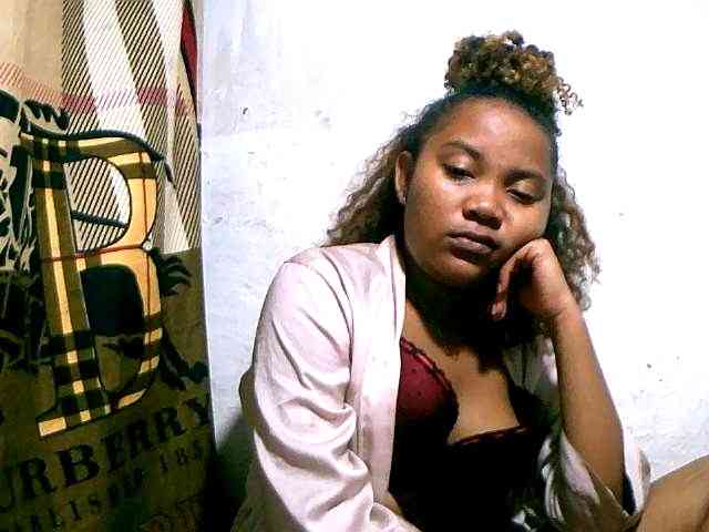 Nathasweete22 webcam