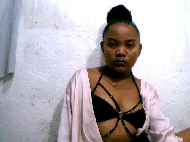 Nathasweete22 webcam