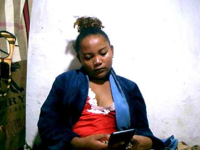 Nathasweete22 webcam