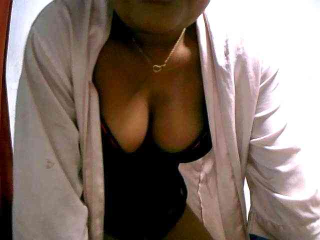 Nathasweete22 webcam
