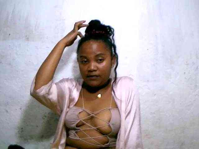 Nathasweete22 webcam