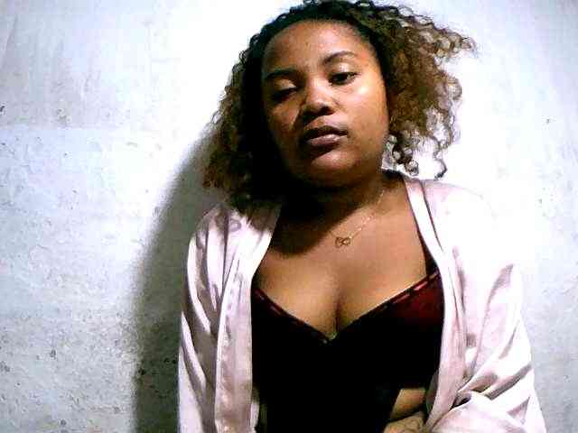 Nathasweete22 webcam