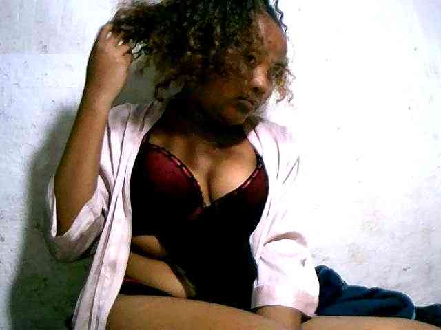 Nathasweete22 webcam