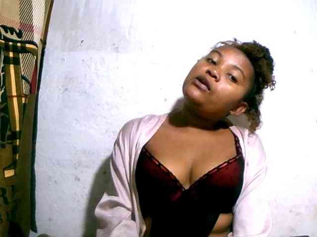 Nathasweete22 webcam