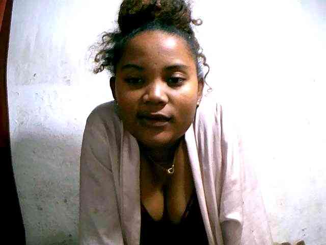 Nathasweete22 webcam