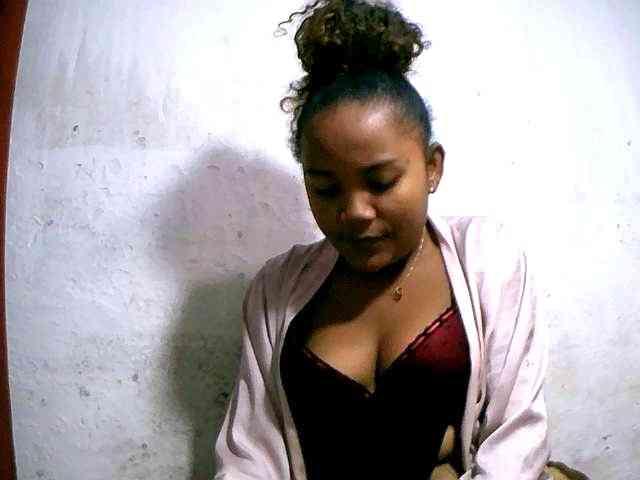 Nathasweete22 webcam