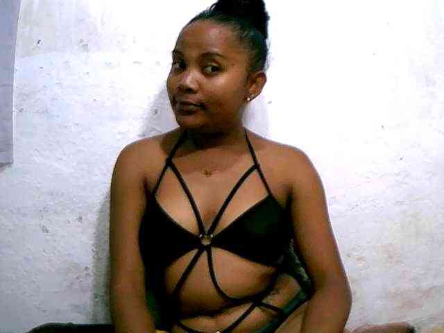 Nathasweete22 webcam