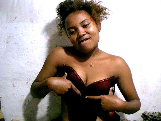 Nathasweete22 webcam