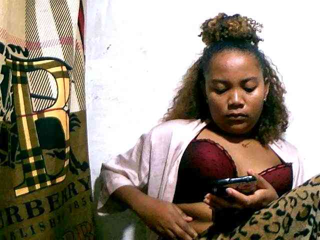 Nathasweete22 webcam