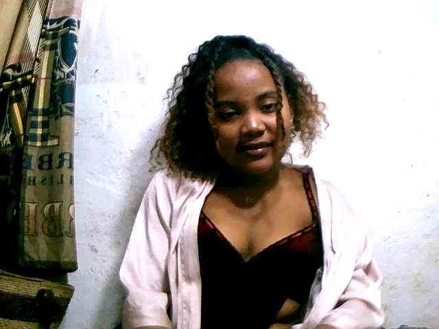 Nathasweete22 webcam