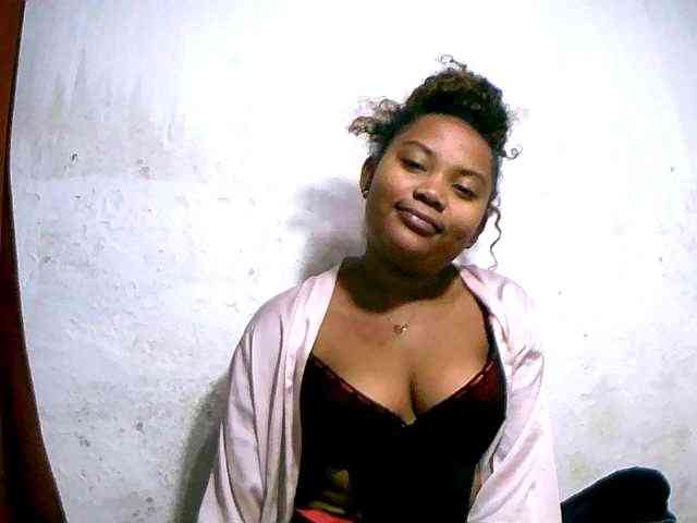Nathasweete22 webcam
