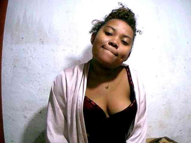 Nathasweete22 webcam