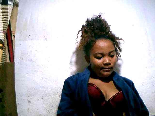 Nathasweete22 webcam