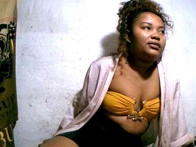 Nathasweete22 webcam